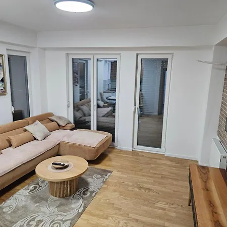 Luxury Vlae Apartment Skopje